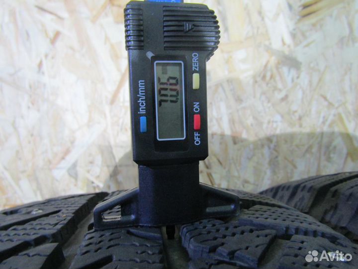 Bridgestone Ice Cruiser 7000 235/65 R17