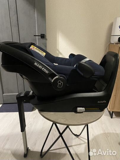 Автолюлька maxi cosi pebble с базой