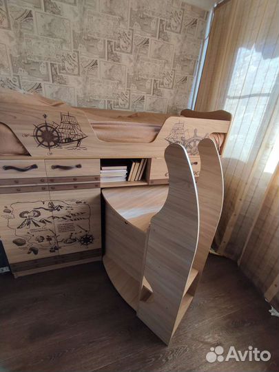 Комплект детской мебели Корсар(кровать, стол, шкаф