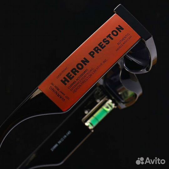 Солнцезащитные очки Heron Preston