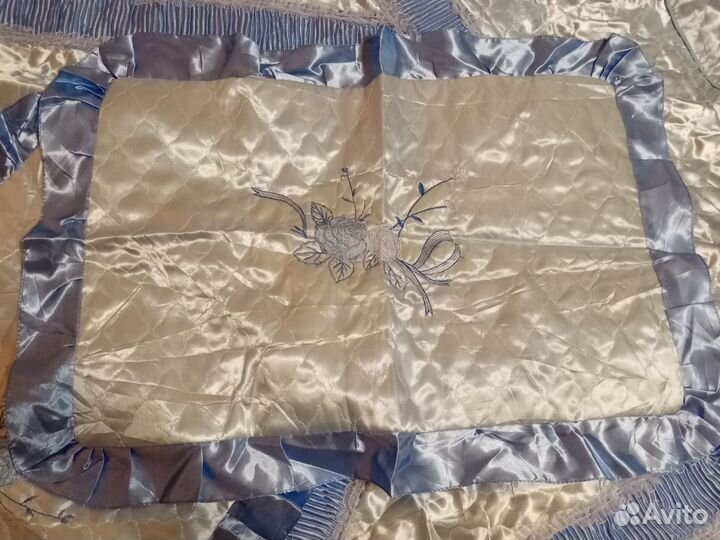 Покрывало на кровать новое