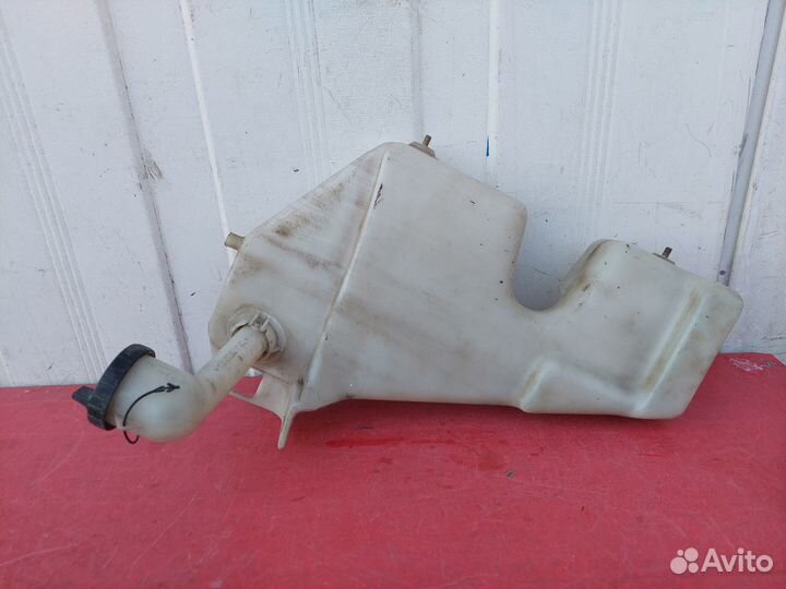 Бачок омывателя Ford Fiesta 4