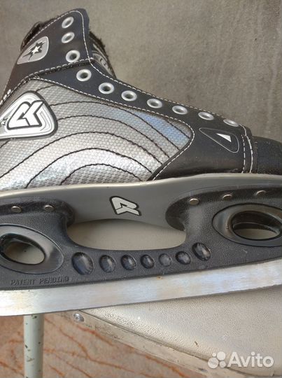 Коньки хоккейные 38 размера