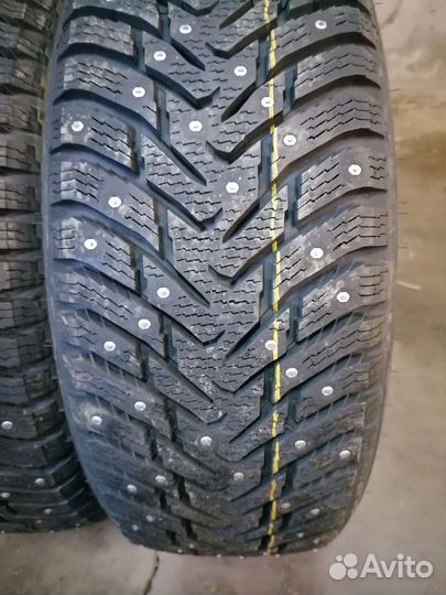 Nokian Tyres Hakkapeliitta 8 205/55 R17 95T