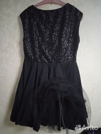 Платье на девочку