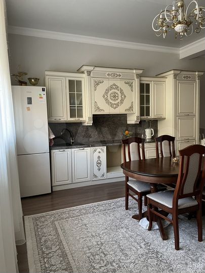 Дом 200 м² на участке 2 сот.