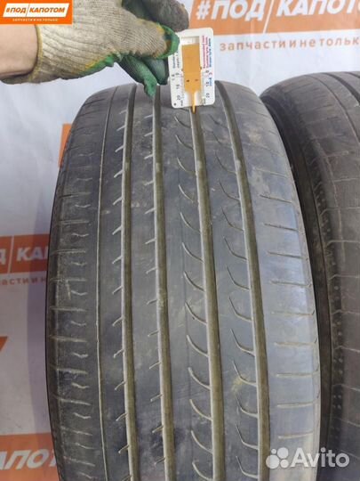 Yokohama BluEarth RV-02 215/55 R17