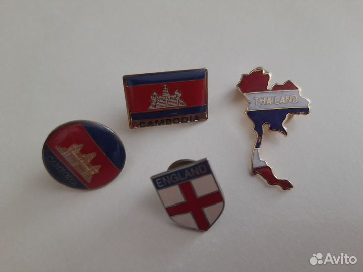 Значки из разных стран