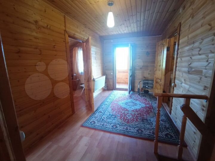 Дом 194 м² на участке 15 сот.