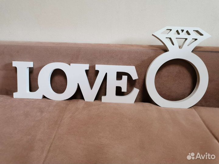 Свадебное украшение. Деревянные слова