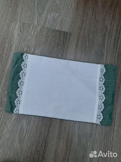Подушка для малыша. Наволочка с местом для вышивки