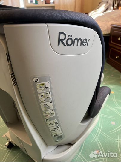 Автокресло britax romer