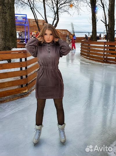 Платье женское спортивное