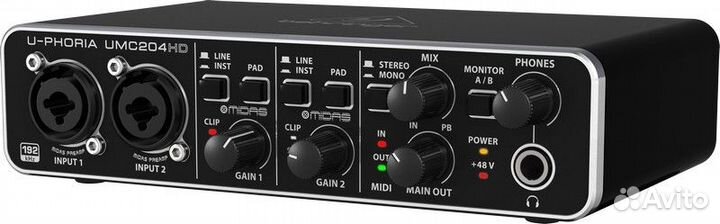 Аудиоинтерфейс Behringer UMC204HD