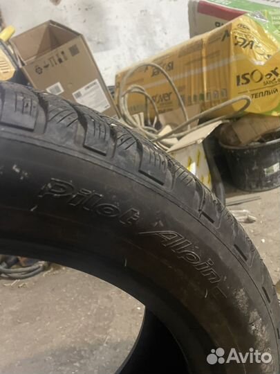 Michelin Pilot Alpin 235/50 R18