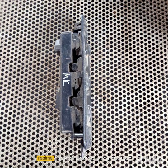 Блок управления стеклоподъемниками Geely Mk