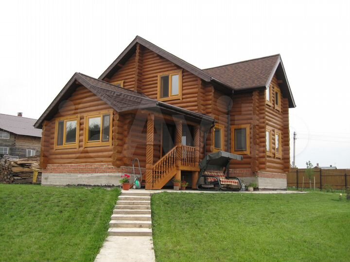 Дом 220 м² на участке 27 сот.