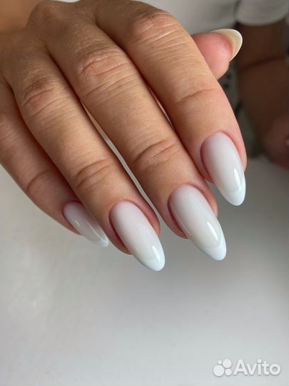 Мастер маникюра и педикюра