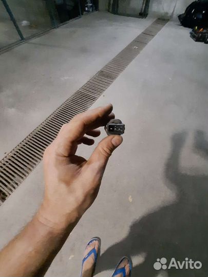 Датчик давления хладагента на мерседес 639