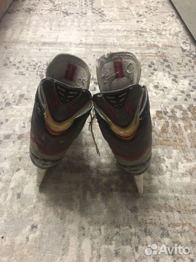 Коньки Bauer x7.0