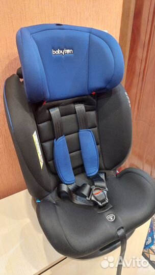Автомобильное кресло babyton