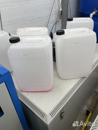 Канистра пластиковая 20 литров