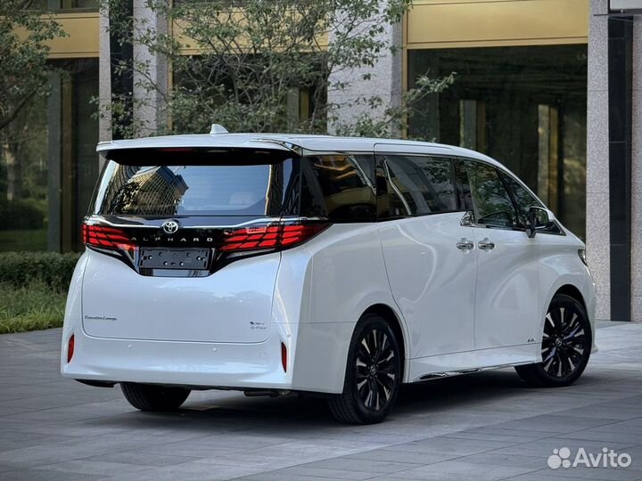 Toyota Alphard 2.5 CVT, 2024, 30 км