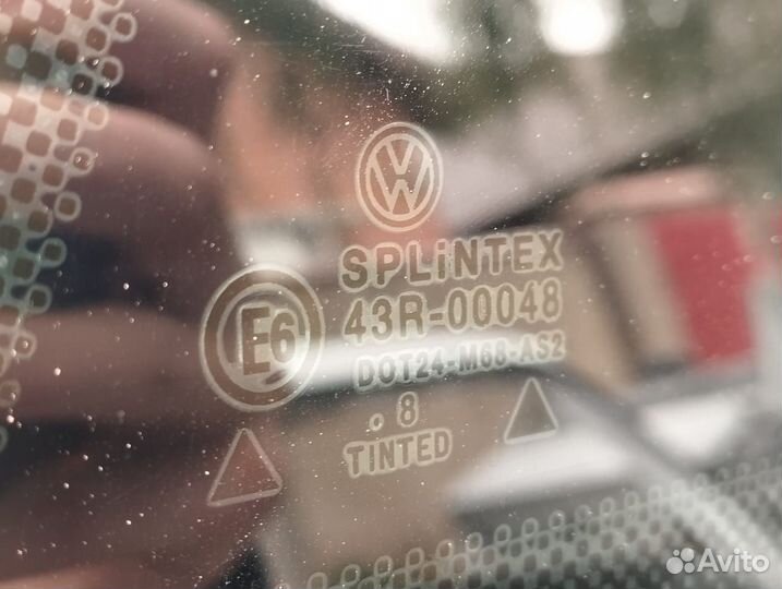 Форточка на Фольксваген Пассат b5