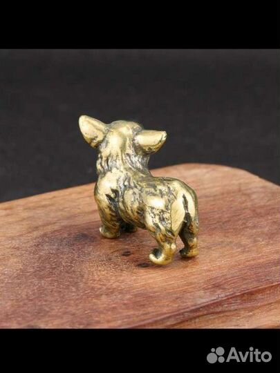 Новая миниатюрная фигурка Корги