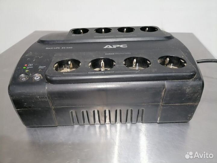 Бесперебойник Back-UPS ES 550