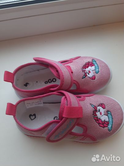 Кеды для девочки 25