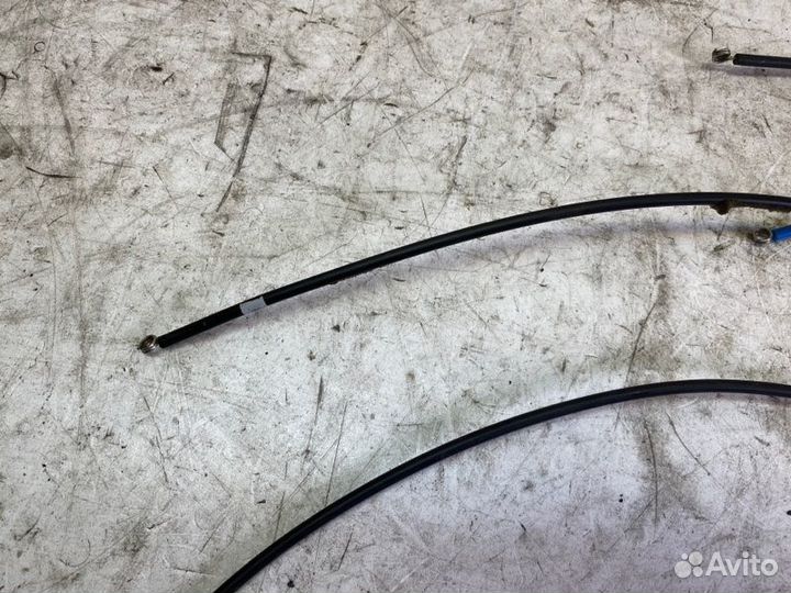 Трос отопителя Volkswagen Passat B3 (1988-1993)