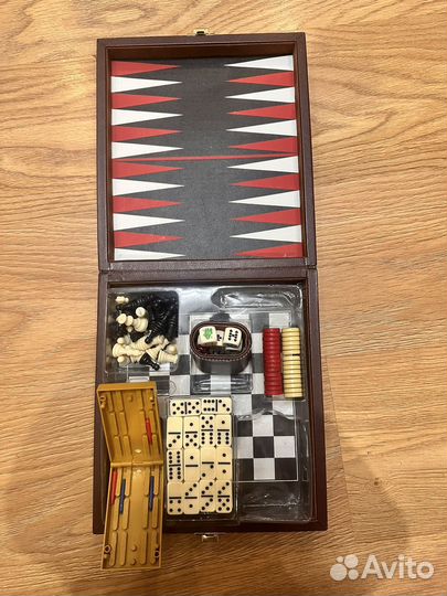 Шашки, шахматы \ Игральный набор Remy Martin