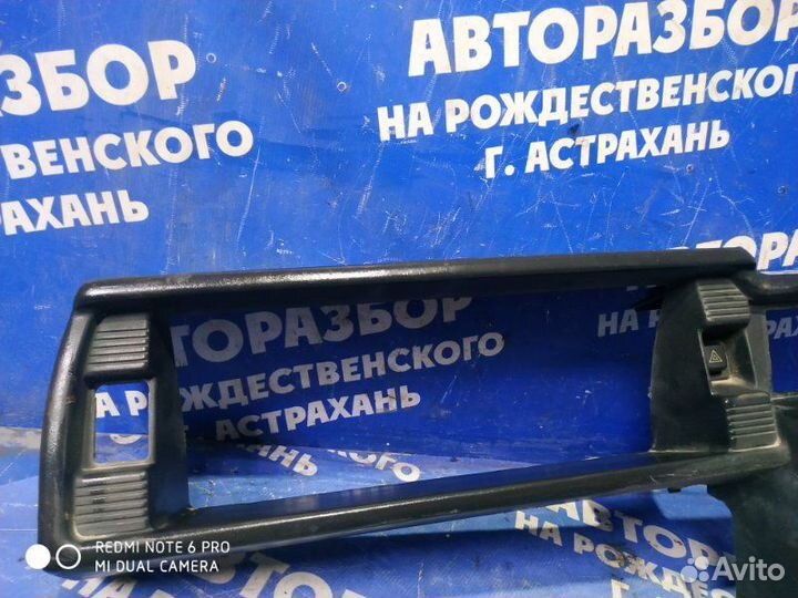 Накладка торпеды Ваз Лада 2108 хэтчбек 21083 2000