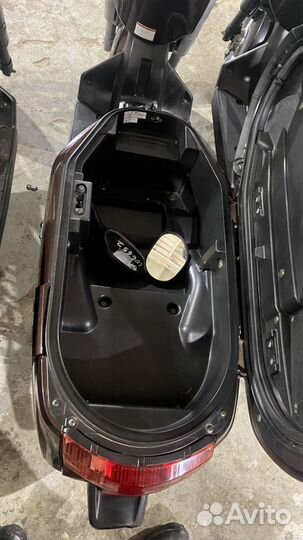 Скутер 49 куб.Инжектор 4Тжидкост.охл. Yamaha VOX