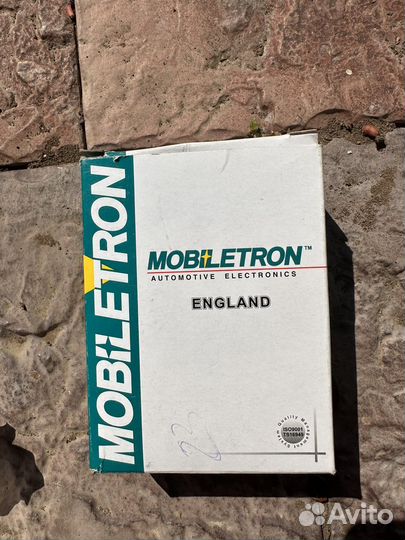 Регулятор напряжения для автомобиля