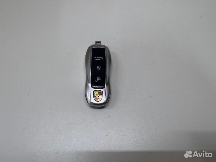 Серебрянный корпус ключа Porsche + центр + кнопки