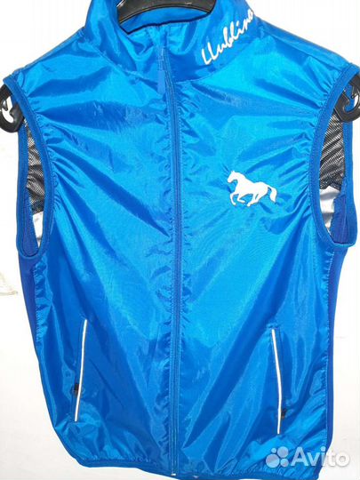 Жилет спортивный, разминочный