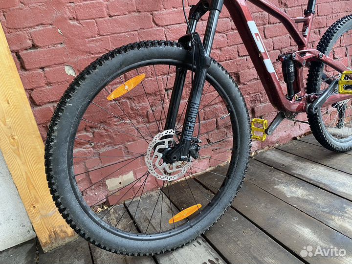 Горный велосипед GT sensor sport