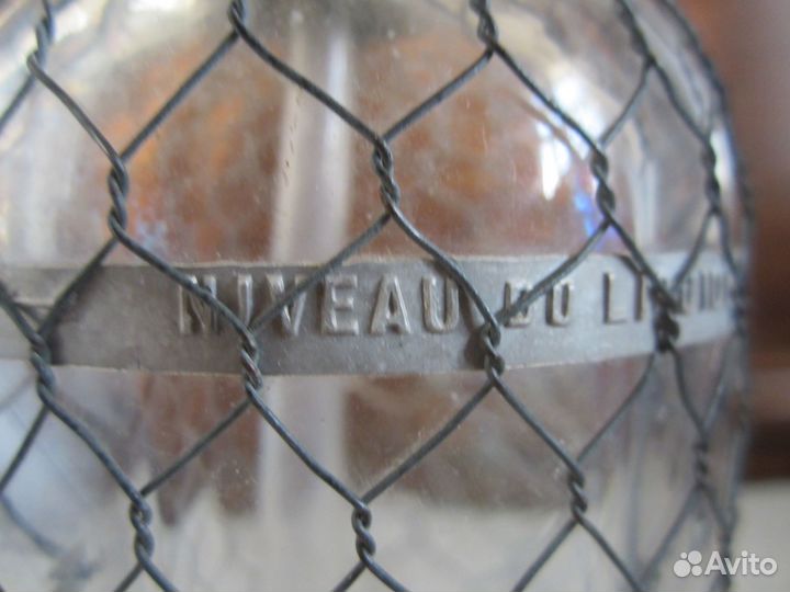 Коллекция антикварных сифонов