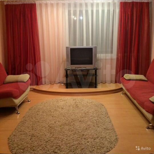 2-к. квартира, 62 м², 4/10 эт.