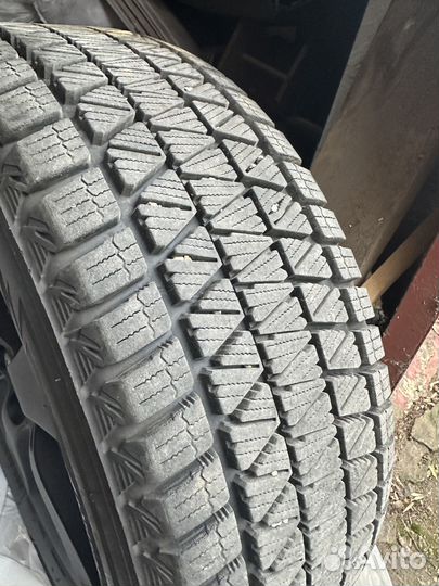 Колеса Bridgestone 225/60R17 KIA sportage