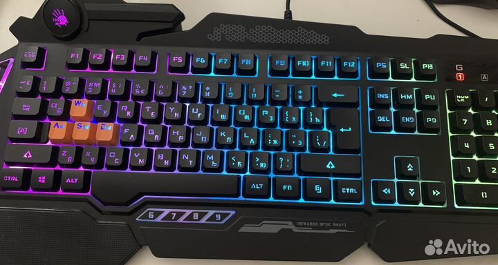 Игровая оптико-механическая клавиатура Bloody B314