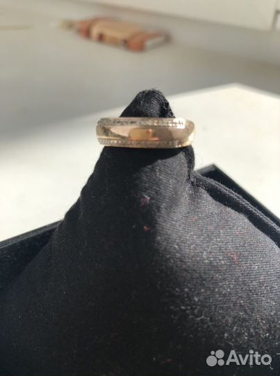 Кольцо с бриллиантами