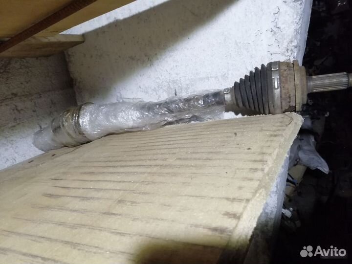 Левый привод тойота королла 150 автомат робот МКПП