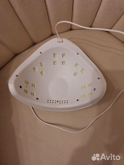 Лампа для маникюра