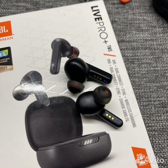 Беспроводные наушники JBL Live Pro + чёрные б/у