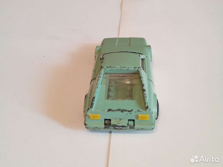 Модель автомобиля