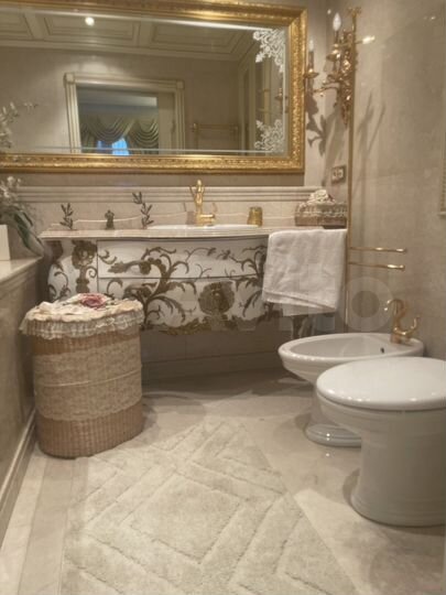 Комната 25 м² в 7-к., 8/27 эт.