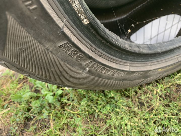 Bridgestone Regno GR-XI 245/45 R17